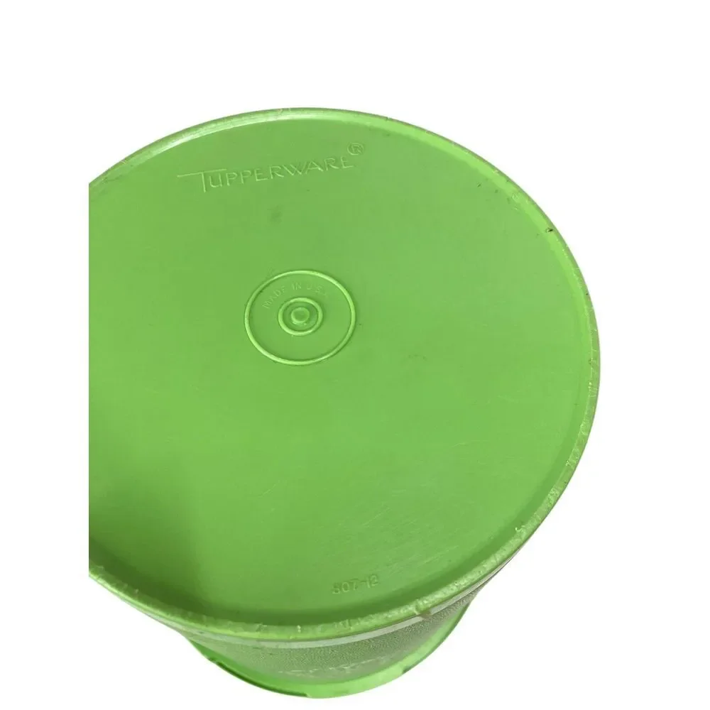 4 Vintage Tupperware Servalier‎ Canisters 3 Yellow  1 Green with Lids Nesting
